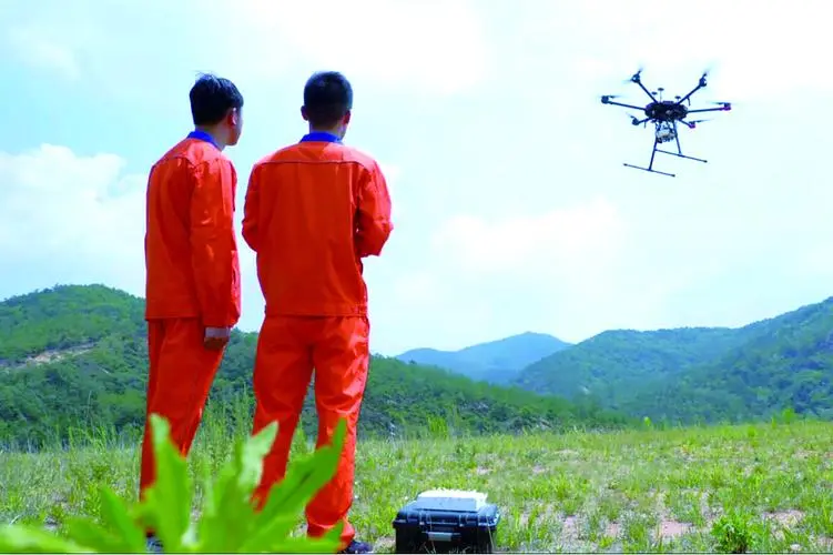 新青无人机倾斜摄影巡检拍摄